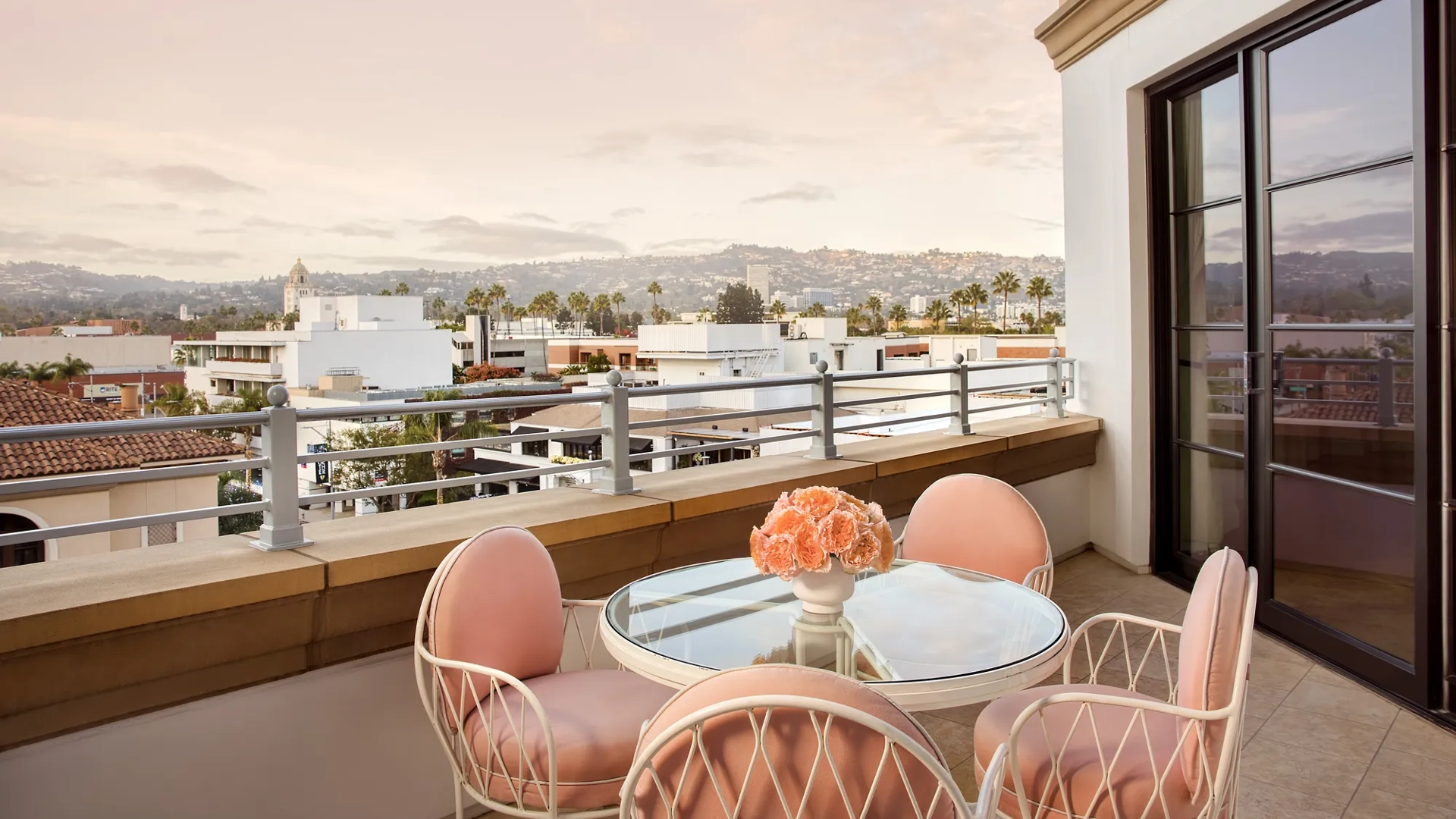 Hollywood Suite large terrace with outdoor seating and uninterrupted views over Beverly Hills.