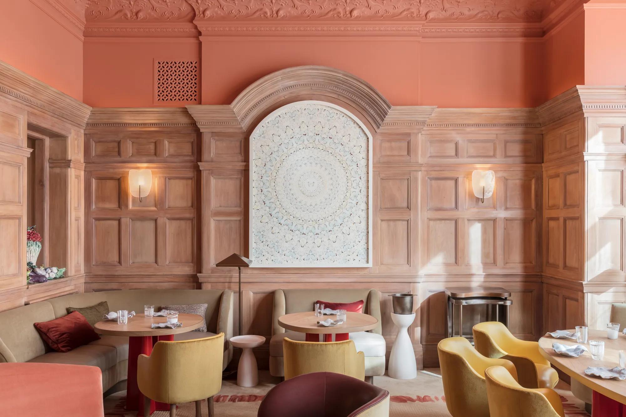 Where Mayfair's Elite Dine En Famille: The New Guard of Family Dining