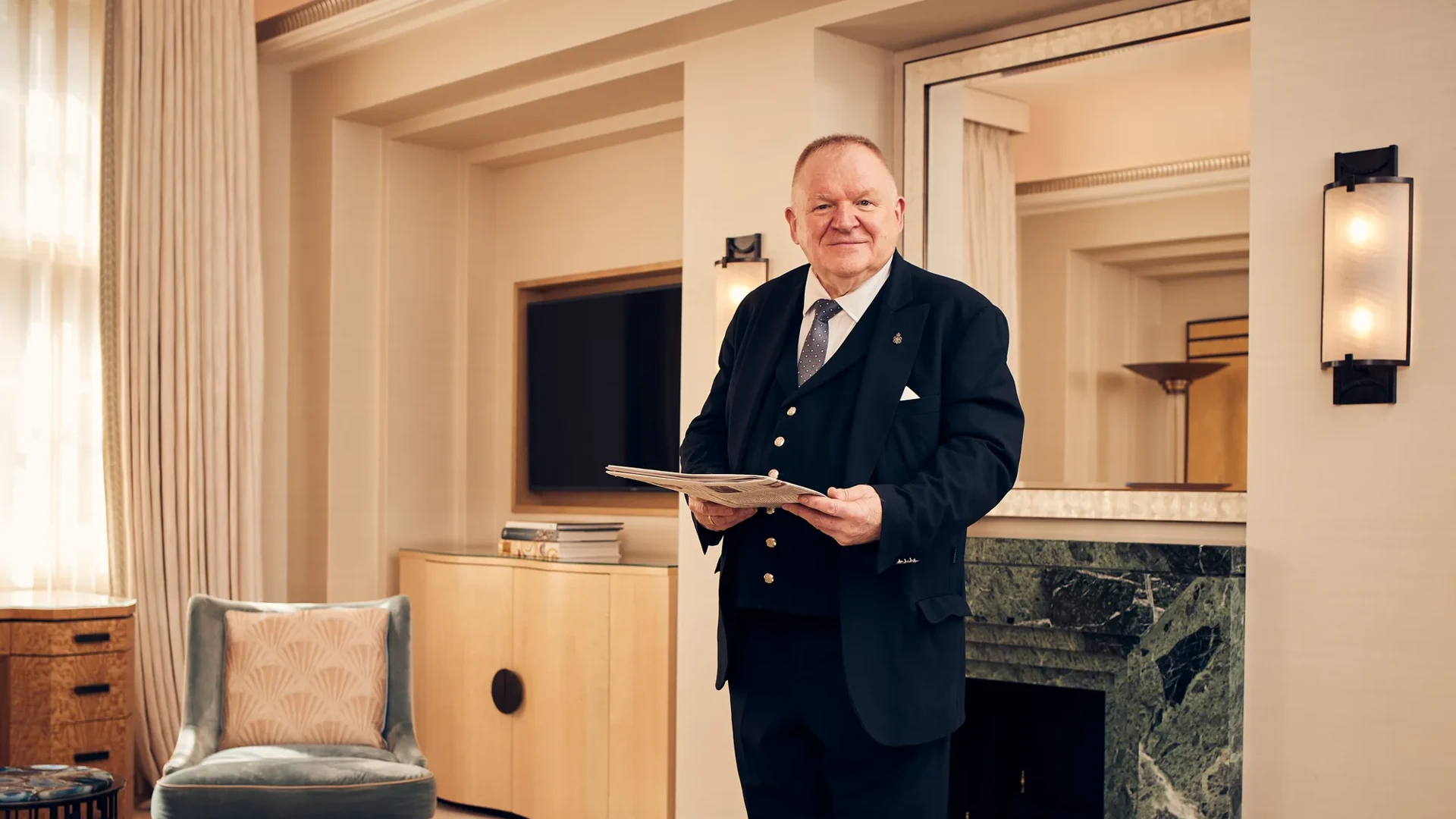 클래리지스 전담 버틀러 VIP 서비스 럭셔리 호텔 런던