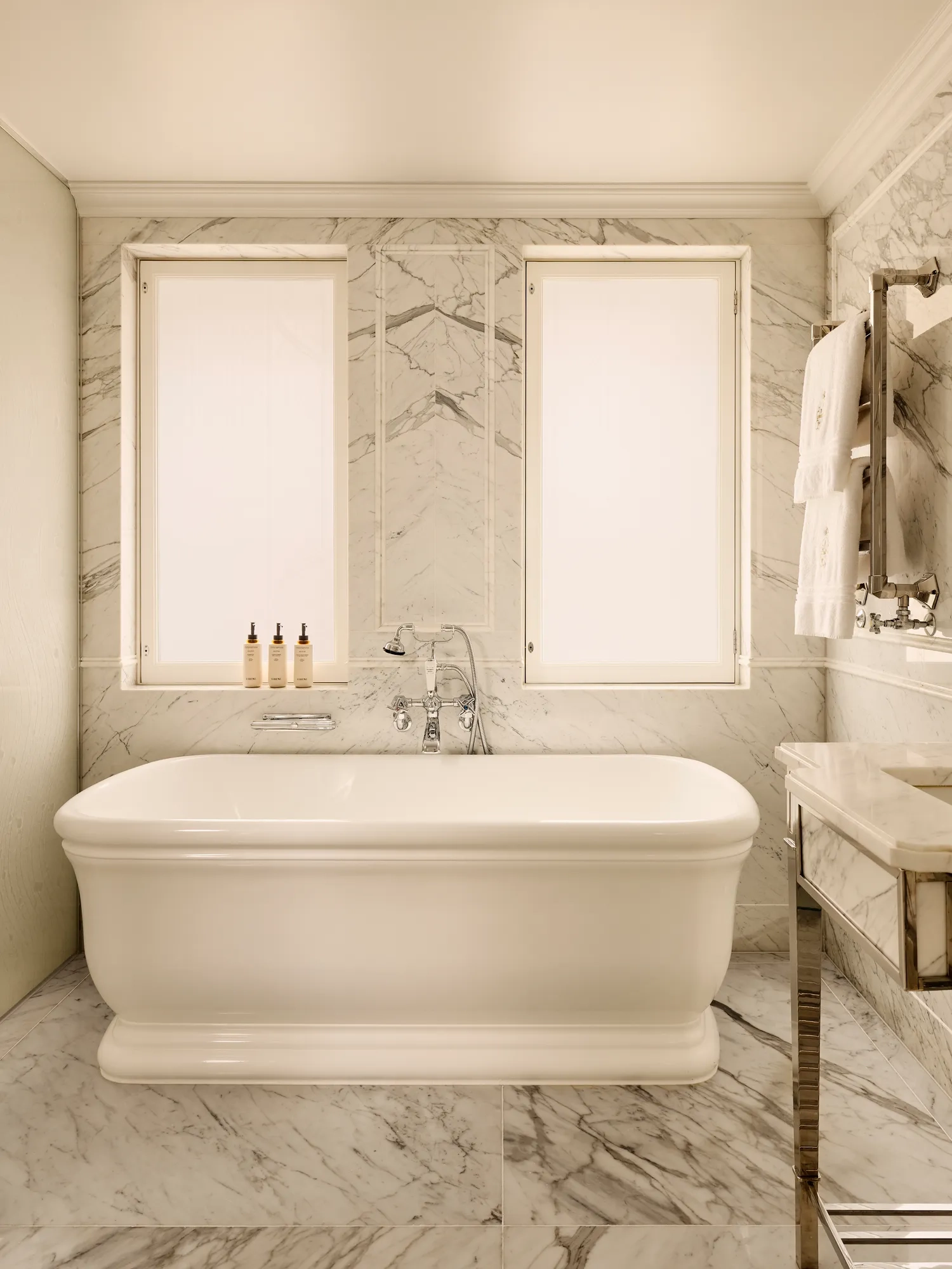 A luxurious bathroom in the Claridge’s corner suite, featuring elegant marble surfaces, polished fixtures, and a serene, spa‑like design.A luxurious bathroom in the Claridge’s corner suite, featuring elegant marble surfaces, polished fixtures, and a serene, spa‑like design.